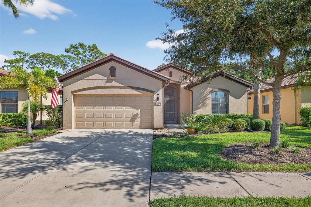 359 LAUREL FALLS DRIVE APOLLO BEACH, FL 33572
