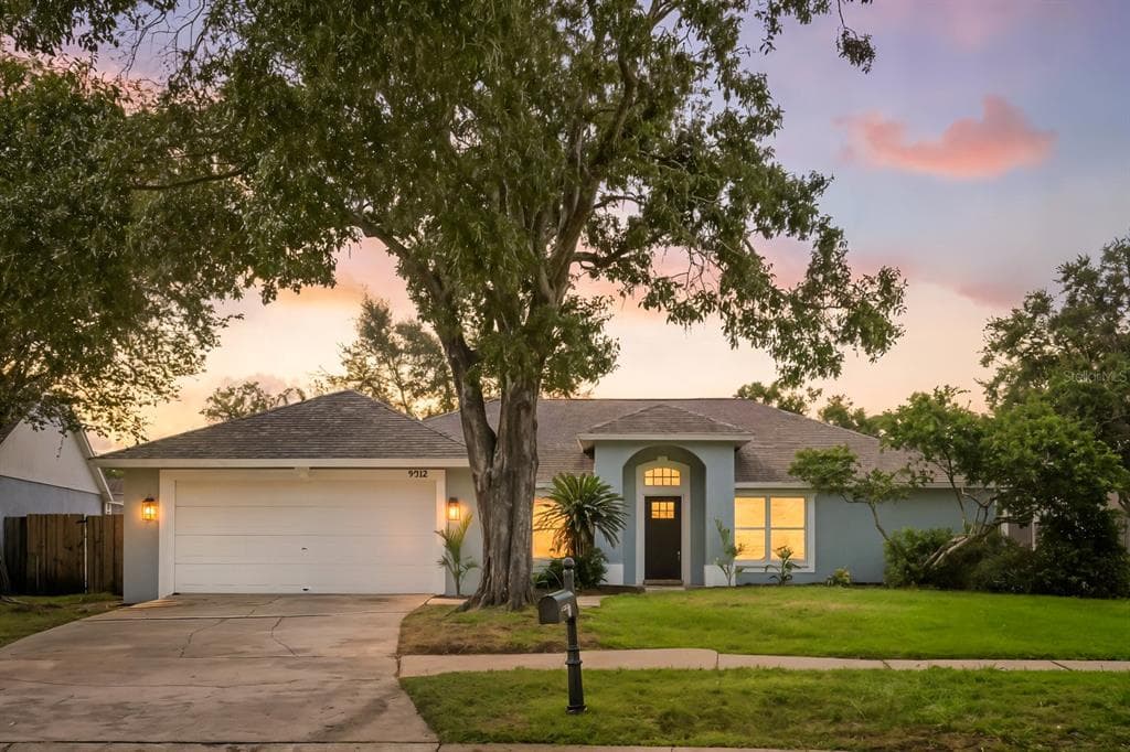 9212 SUNFLOWER DRIVE TAMPA, FL 33647