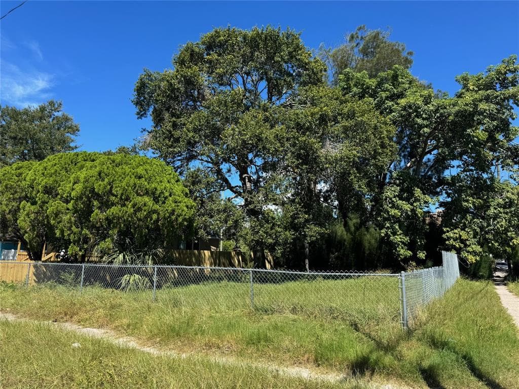 0 16TH AVENUE S ST PETERSBURG, FL 33711