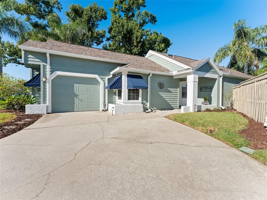 1209 ROXBURY DRIVE SAFETY HARBOR, FL 34695