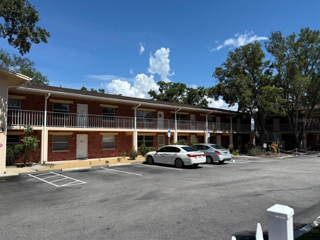 3301 58TH AVENUE S UNIT 407 ST PETERSBURG, FL 33712