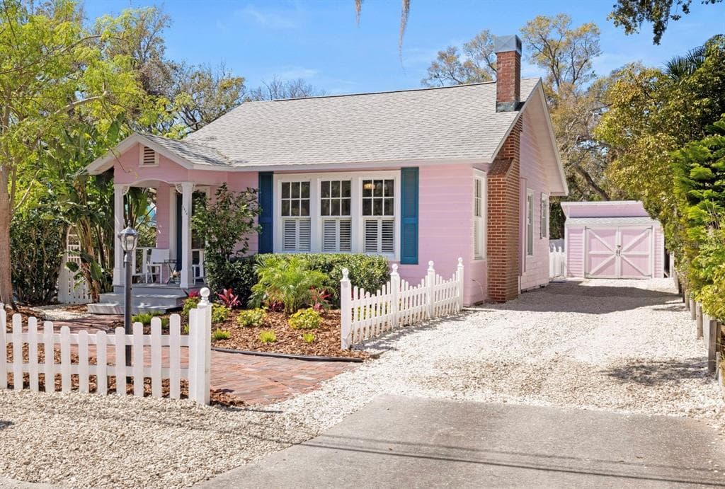 1874 N WASHINGTON AVENUE CLEARWATER, FL 33755