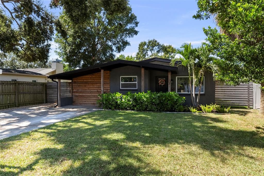 1519 S CHURCH AVENUE TAMPA, FL 33629