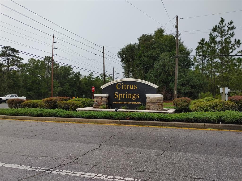 8010 N PRIMROSE DRIVE CITRUS SPRINGS, FL 34434