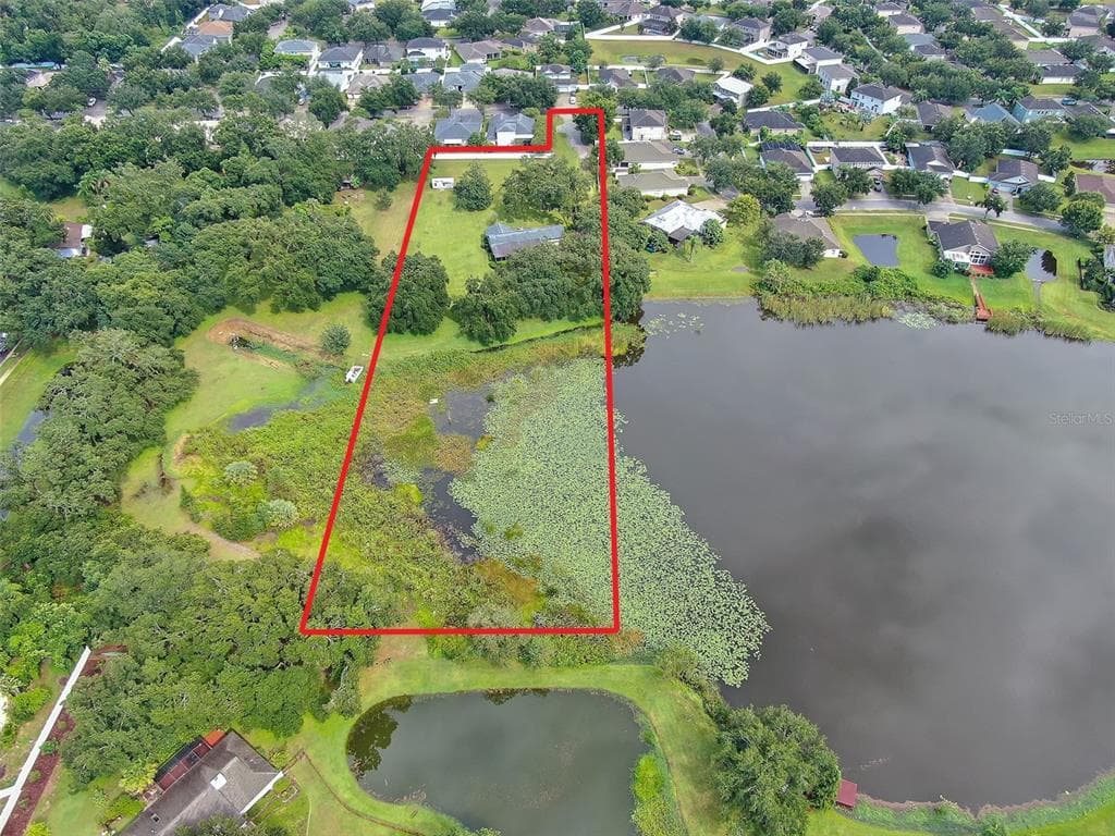 1204 JOE HENRY WHEELER DRIVE DOVER, FL 33527
