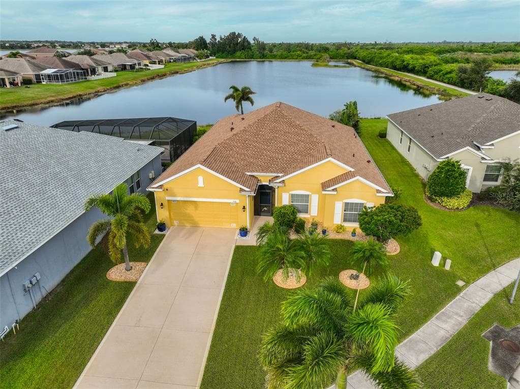 1516 YALE CASTLE COURT RUSKIN, FL 33570