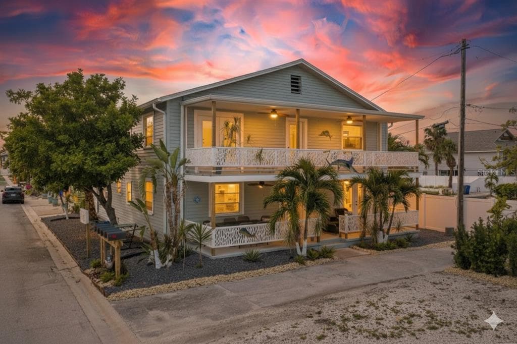 134 86TH TERRACE UNIT 3 TREASURE ISLAND, FL 33706