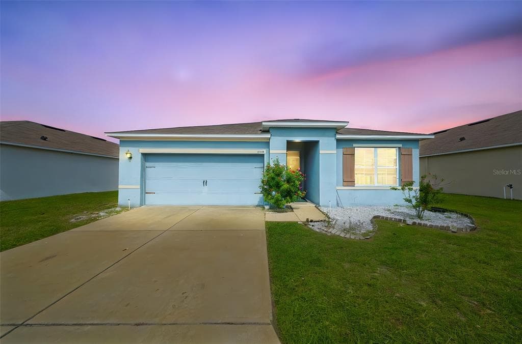1332 COVENTRY COURT WINTER HAVEN, FL 33880