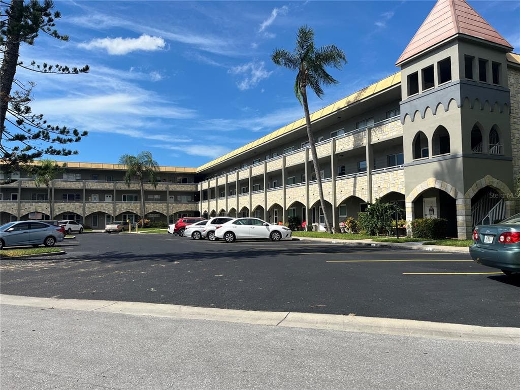 2462 BRAZILIA DRIVE UNIT 22 CLEARWATER, FL 33763