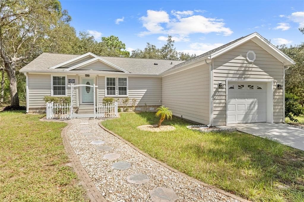 17342 AKINS DRIVE SPRING HILL, FL 34610