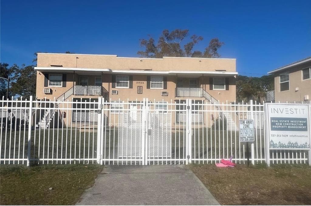 2025 7TH STREET S UNIT 3B ST PETERSBURG, FL 33705