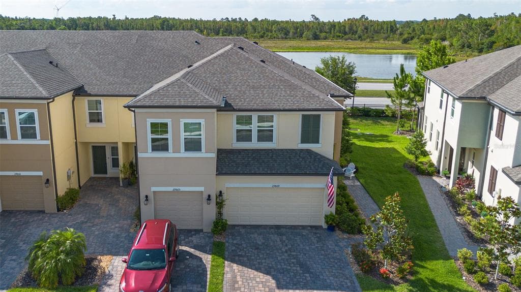 29869 SOUTHWELL LANE WESLEY CHAPEL, FL 33543