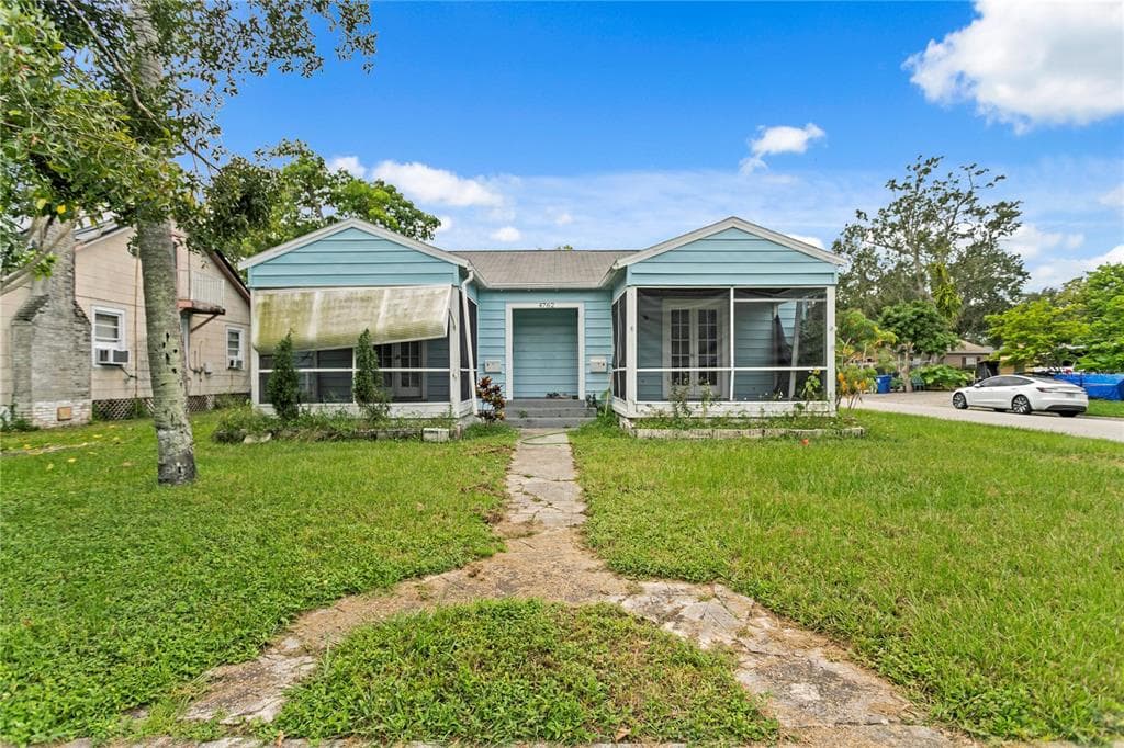 4762 HAINES ROAD N ST PETERSBURG, FL 33714