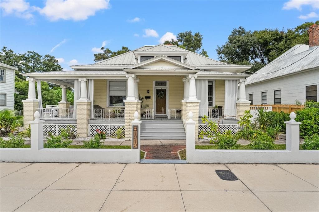 1010 E COLUMBUS DRIVE