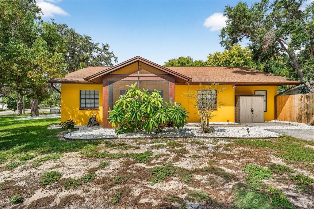 6 BAYOU LANE PALM HARBOR, FL 34683