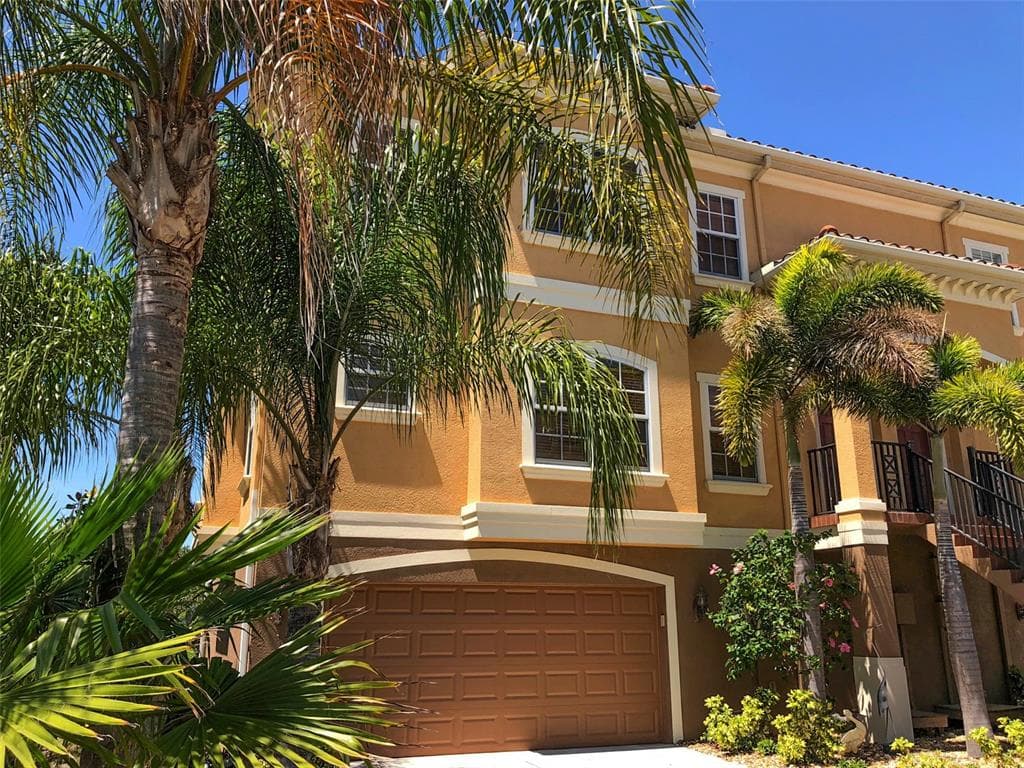 6517 CHANNELSIDE DRIVE NEW PORT RICHEY, FL 34652