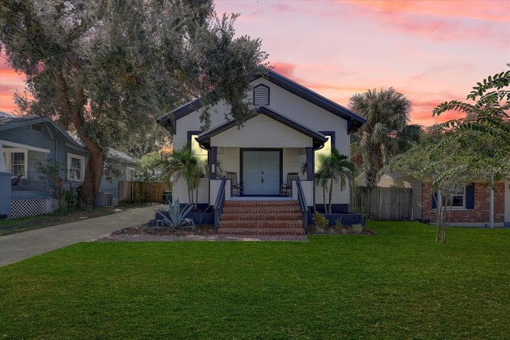106 W NORTH BAY STREET TAMPA, FL 33603