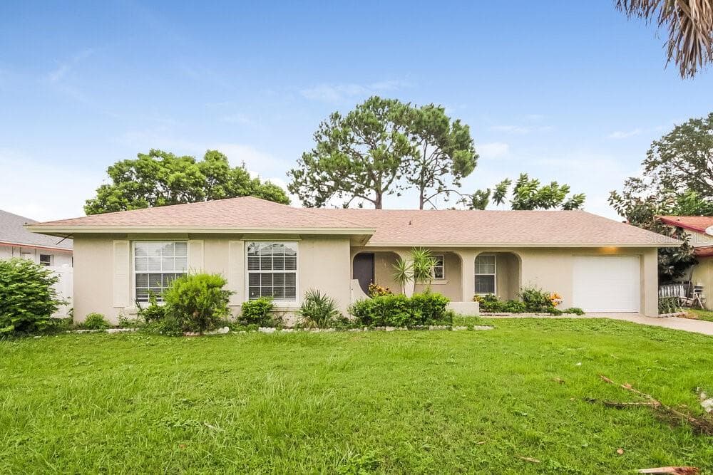 2739 SUMBA AVENUE ORLANDO, FL 32837