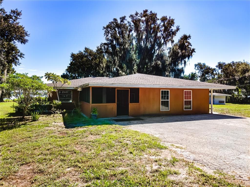 8309 W LAKE MARION ROAD HAINES CITY, FL 33844