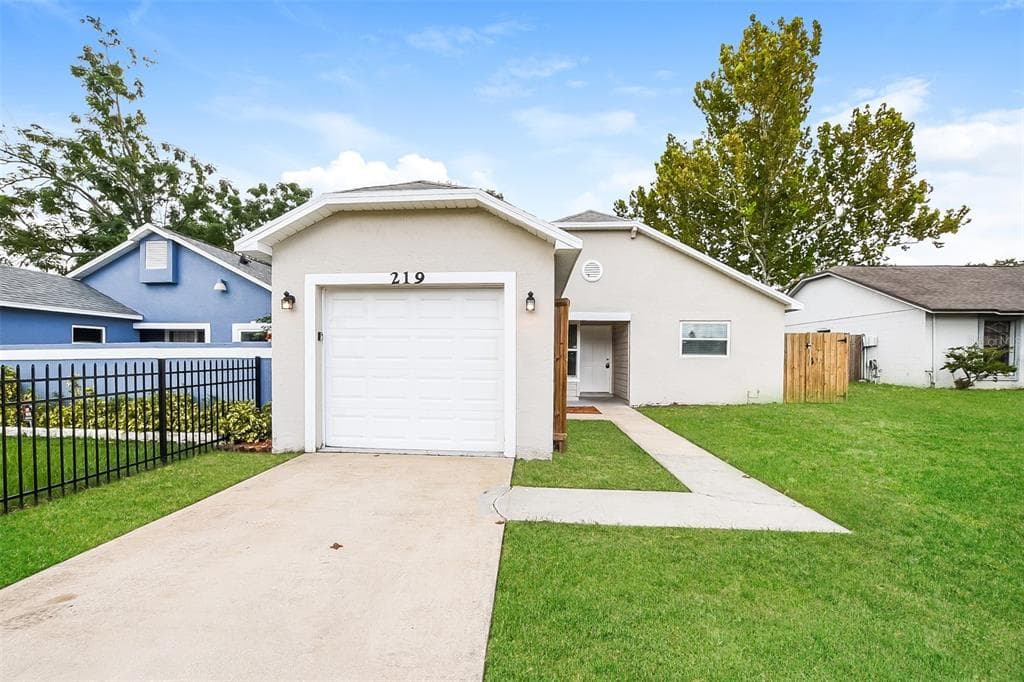 219 GARDEN COVE COURT ORLANDO, FL 32835