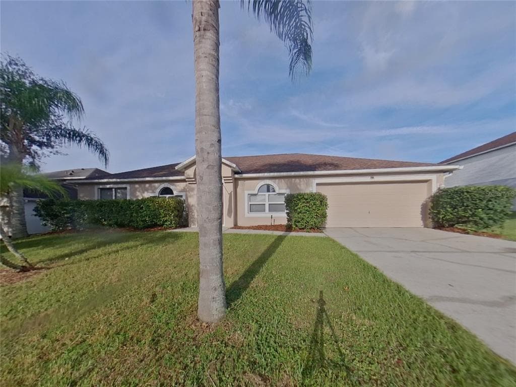 1829 WESTERN HILLS LANE MASCOTTE, FL 34753