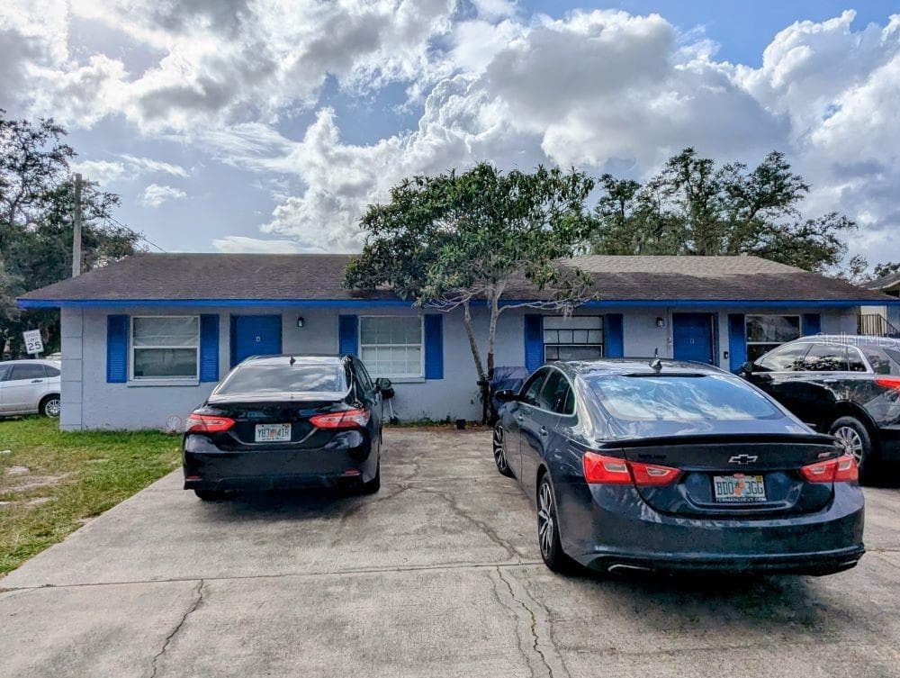 5118 E 97TH AVENUE TAMPA, FL 33617