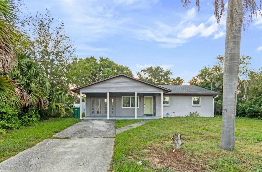 1111 SOUTH STREET EUSTIS, FL 32726