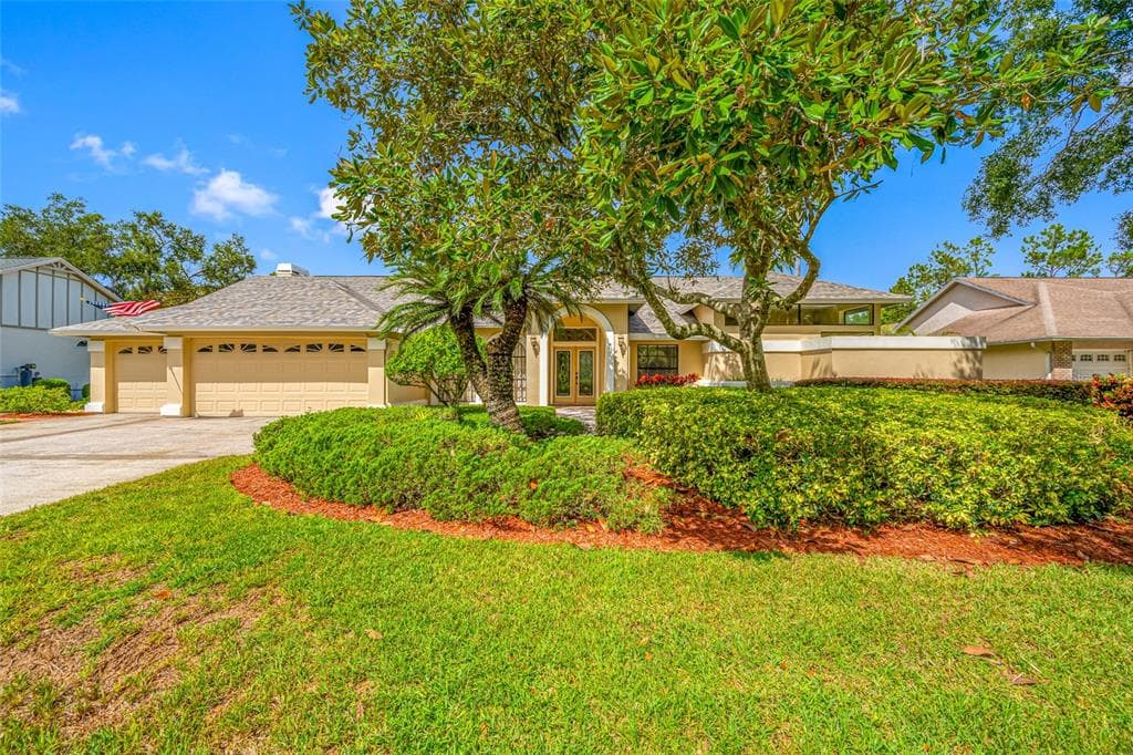 17909 CLEAR LAKE DRIVE