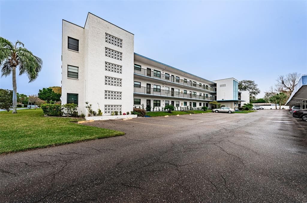 5969 TERRACE PARK DRIVE N UNIT 304