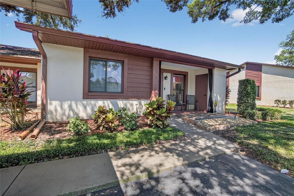 7321 GREYSTONE DRIVE