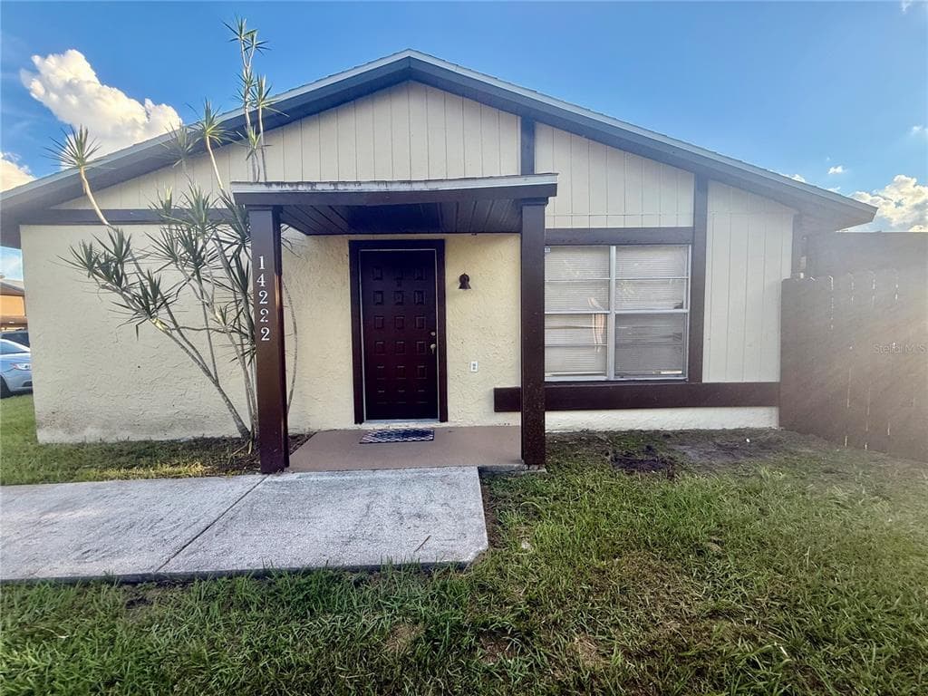 14222 VILLAGE VIEW DRIVE TAMPA, FL 33624