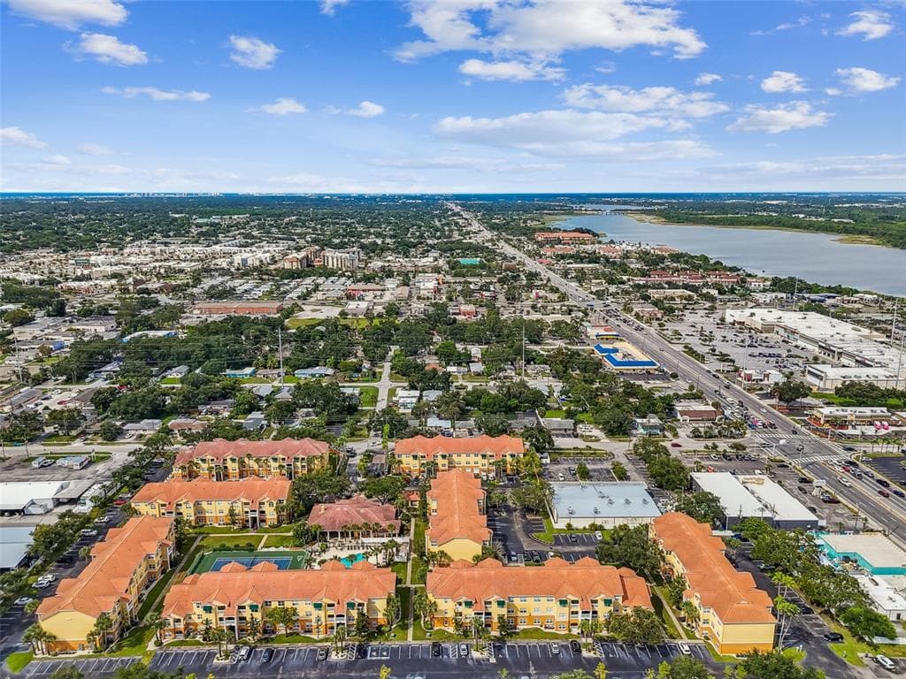 10764 70TH AVE UNIT 7103 SEMINOLE, FL 33772