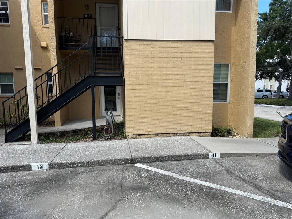 3810 N OAK DRIVE UNIT N11 TAMPA, FL 33611