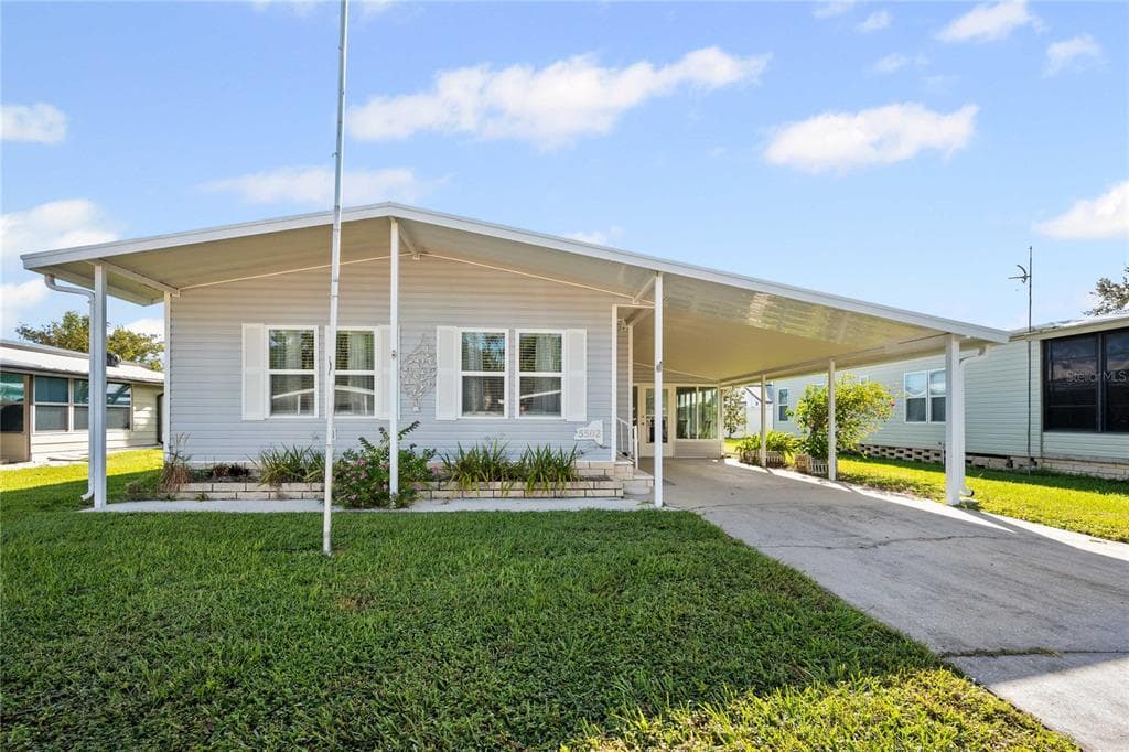 5502 ANTIGUA DRIVE ZEPHYRHILLS, FL 33541