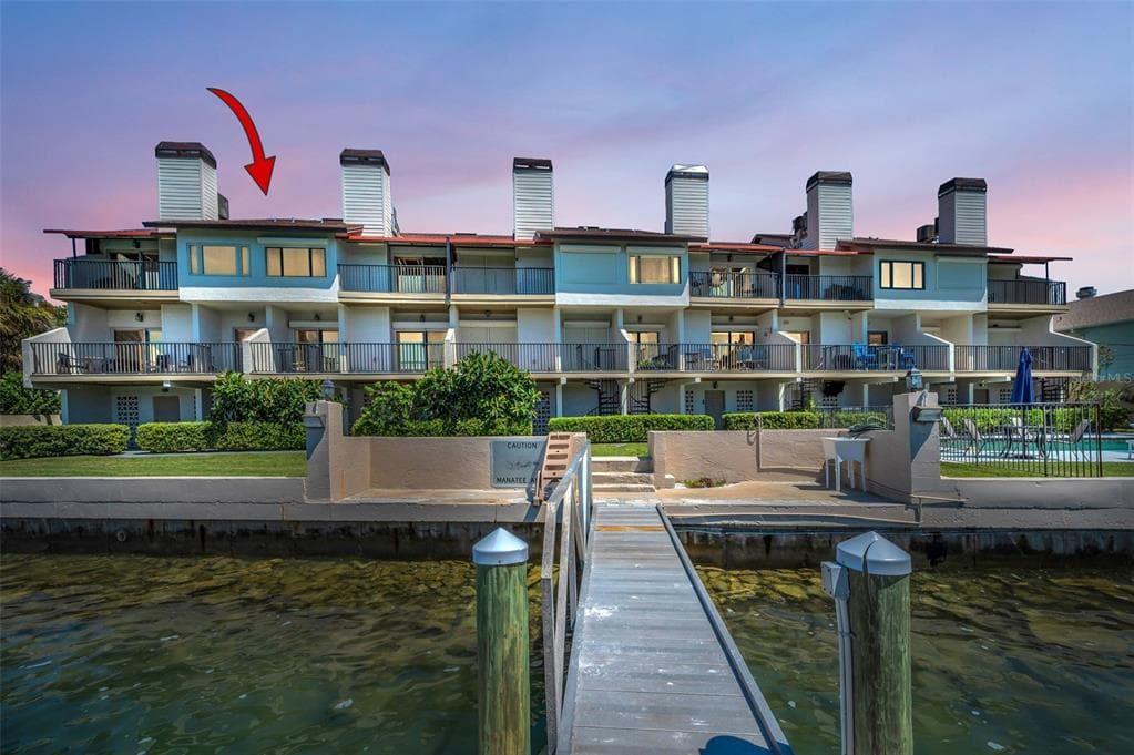 678 76TH AVENUE UNIT 5 ST PETE BEACH, FL 33706