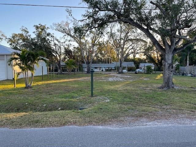 4725 HARRIS AVENUE SARASOTA, FL 34233