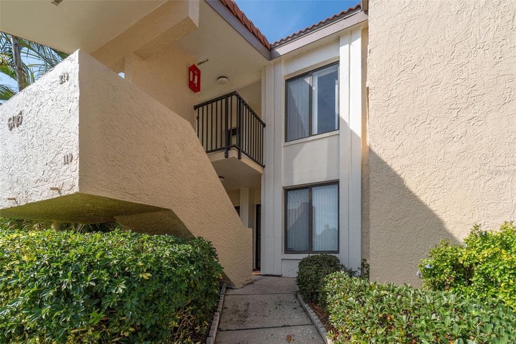 6105 PALMA DEL MAR BOULEVARD S UNIT 120