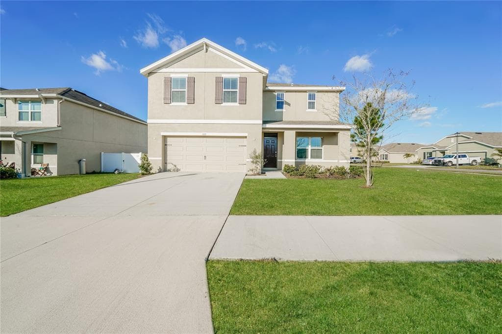 5597 RAYMOND WAY ZEPHYRHILLS, FL 33541
