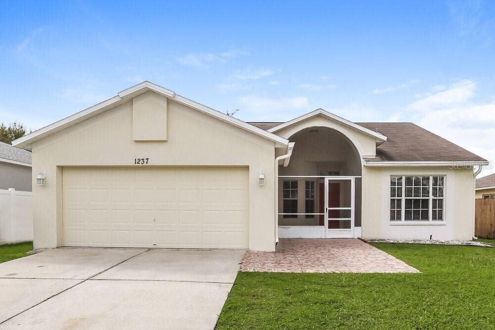 1237 ALPINE LAKE DRIVE BRANDON, FL 33511