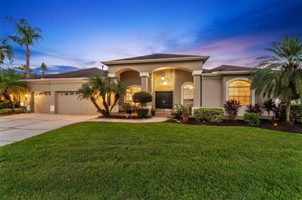 1253 DEERBOURNE DRIVE WESLEY CHAPEL, FL 33543