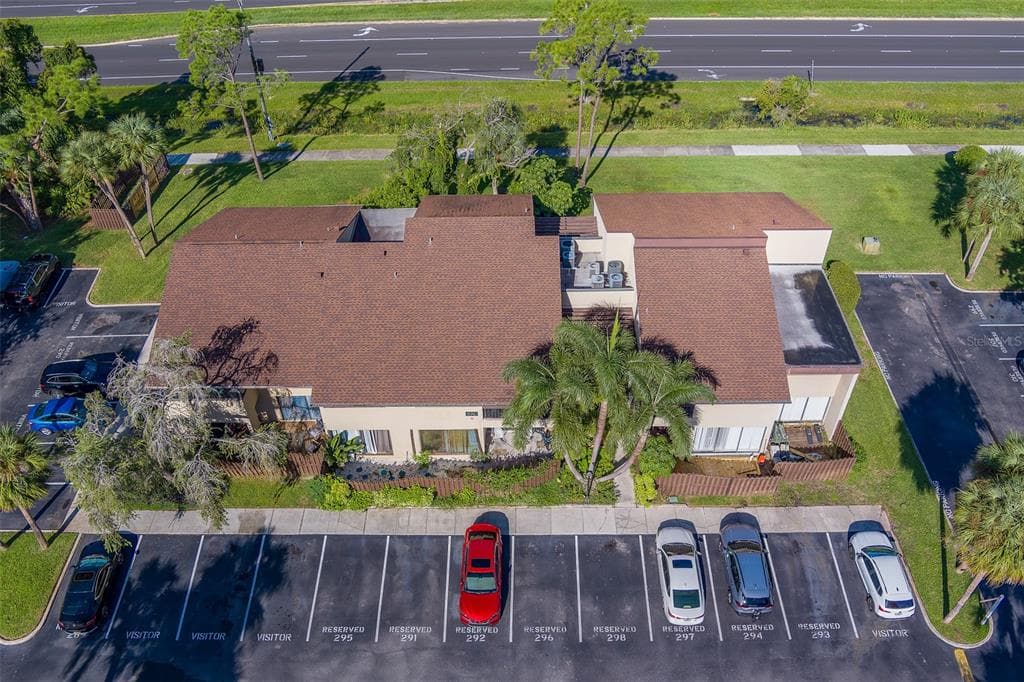 890 N VILLAGE DRIVE N UNIT 103 ST PETERSBURG, FL 33716
