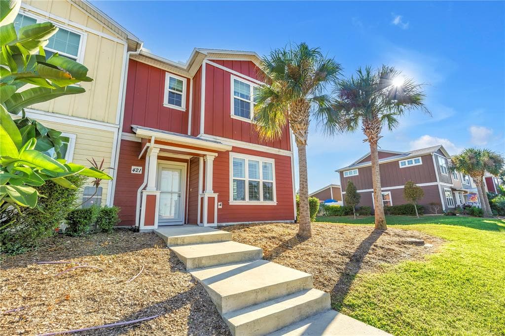 421 LORRAINE LELAND STREET DUNEDIN, FL 34698