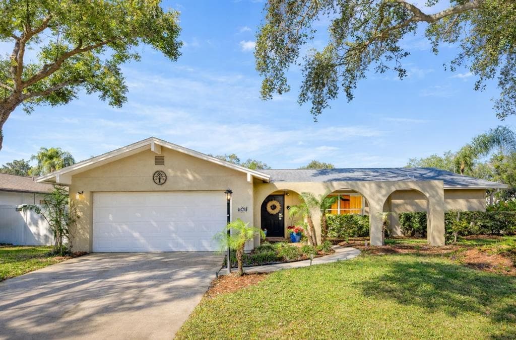 13441 DEL PRADO DRIVE S LARGO, FL 33774