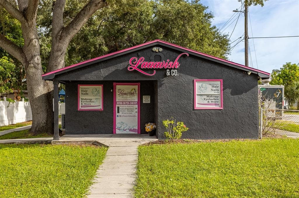 2016 E DR MARTIN LUTHER KING JR BOULEVARD UNIT J TAMPA, FL 33610