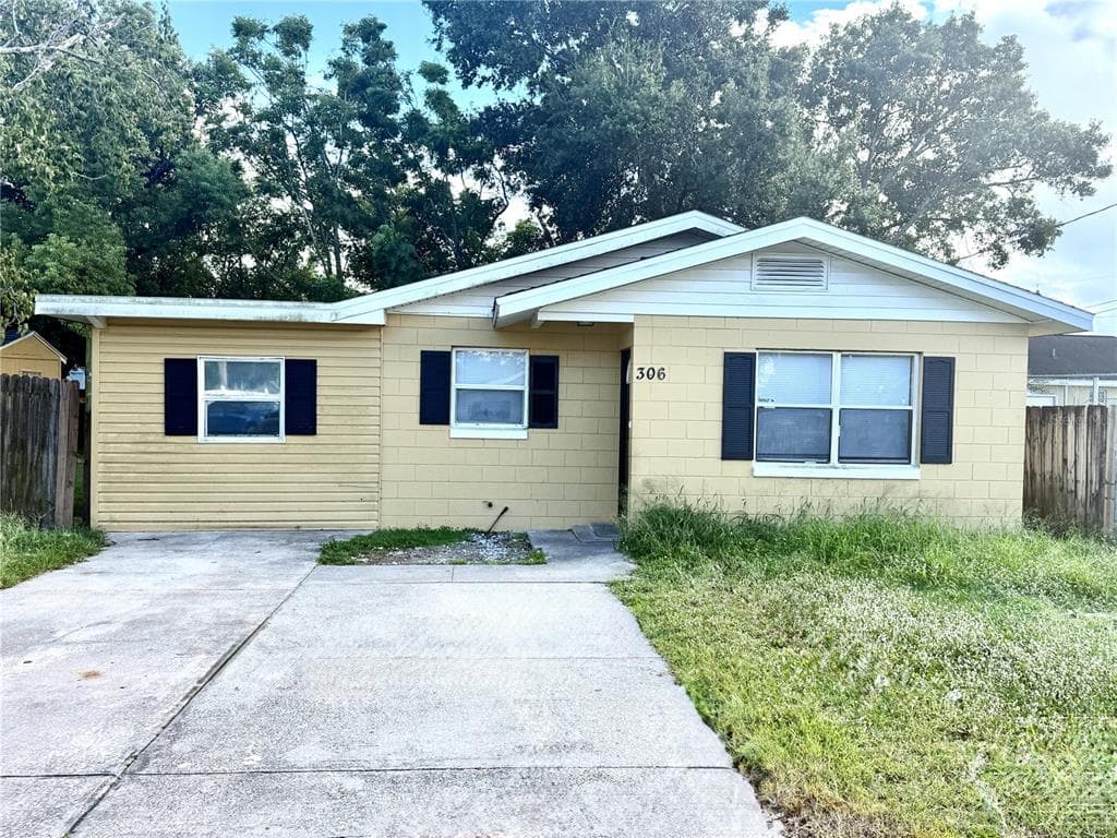 306 CONGRESS AVENUE AUBURNDALE, FL 33823