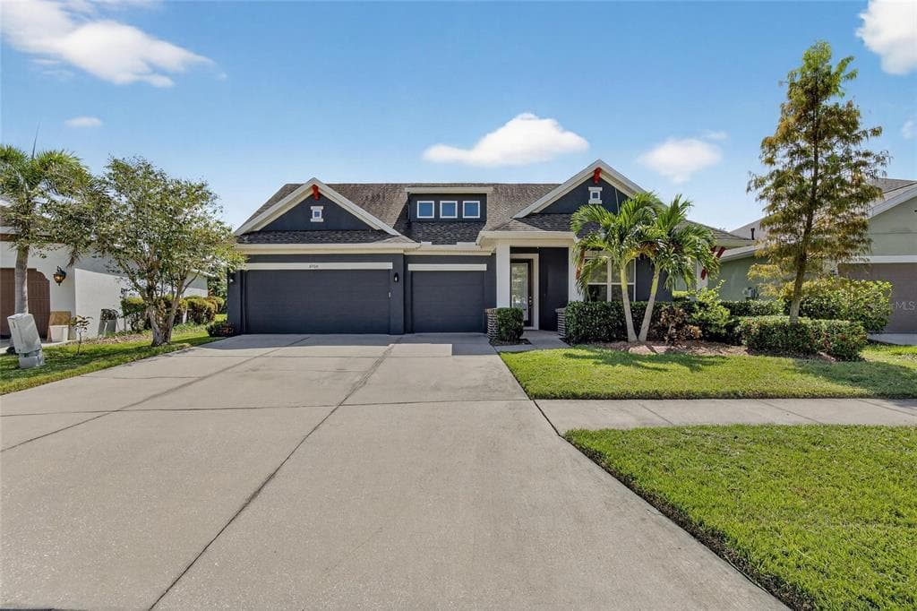 6906 COVINGTON STONE AVENUE APOLLO BEACH, FL 33572