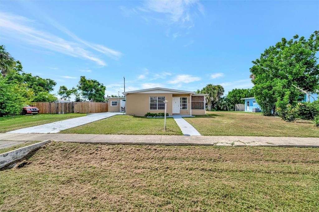 7959 HYDE PARK AVENUE NORTH PORT, FL 34287