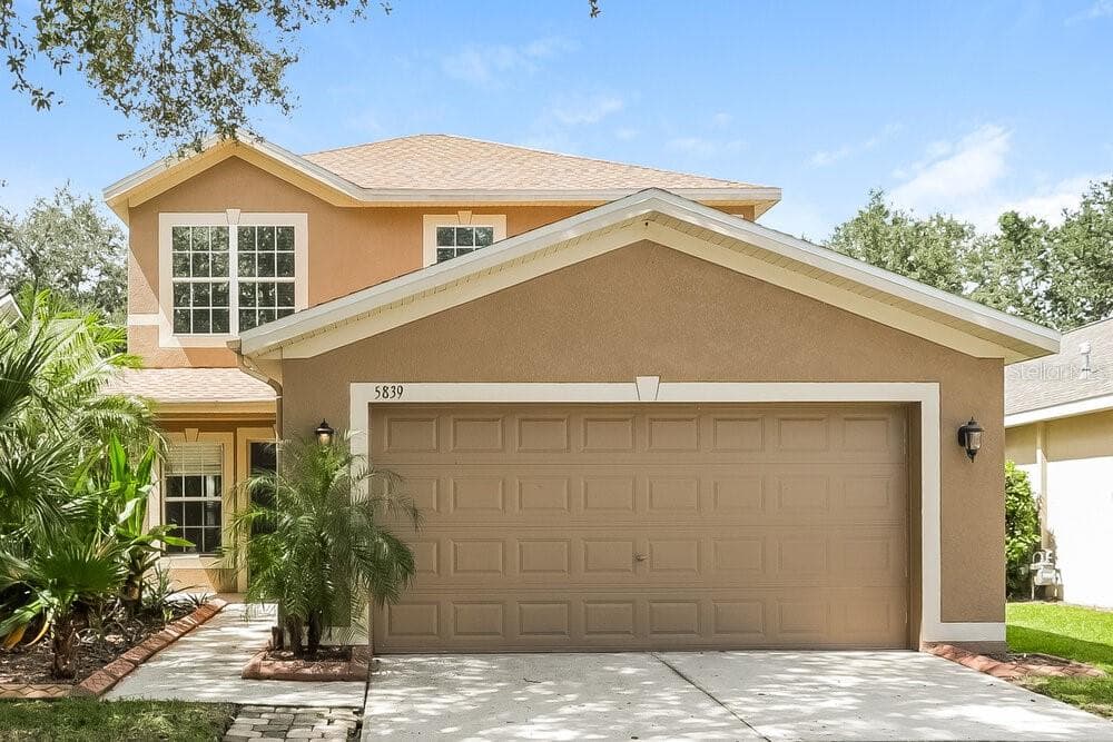 5839 WRENWATER DRIVE LITHIA, FL 33547