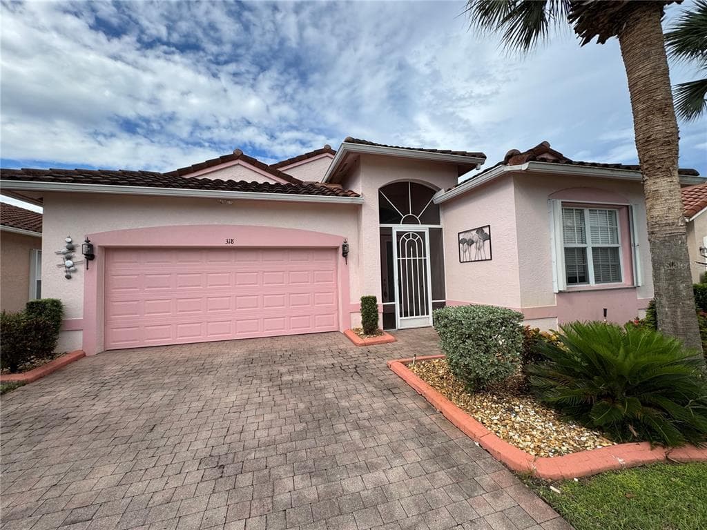 318 NW SHOREVIEW DRIVE