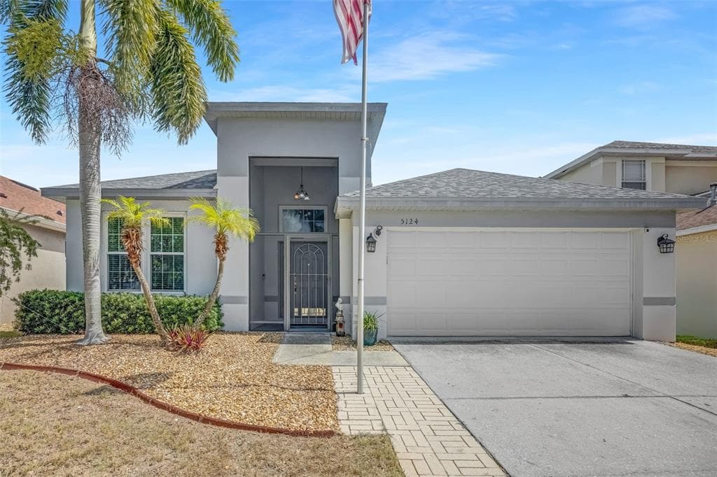 5124 CLOVER MIST DRIVE APOLLO BEACH, FL 33572